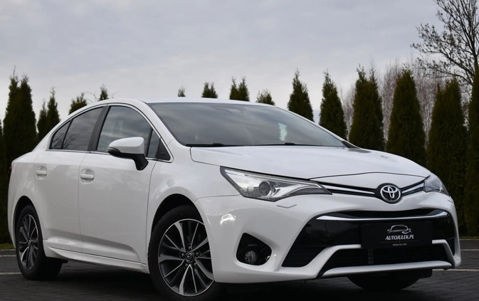 Toyota Avensis cena 57900 przebieg: 183000, rok produkcji 2015 z Lipno małe 781